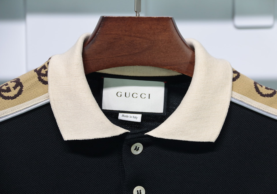 Gucci Reflective Side Webbing Polo 14 - www.kickbulk.co